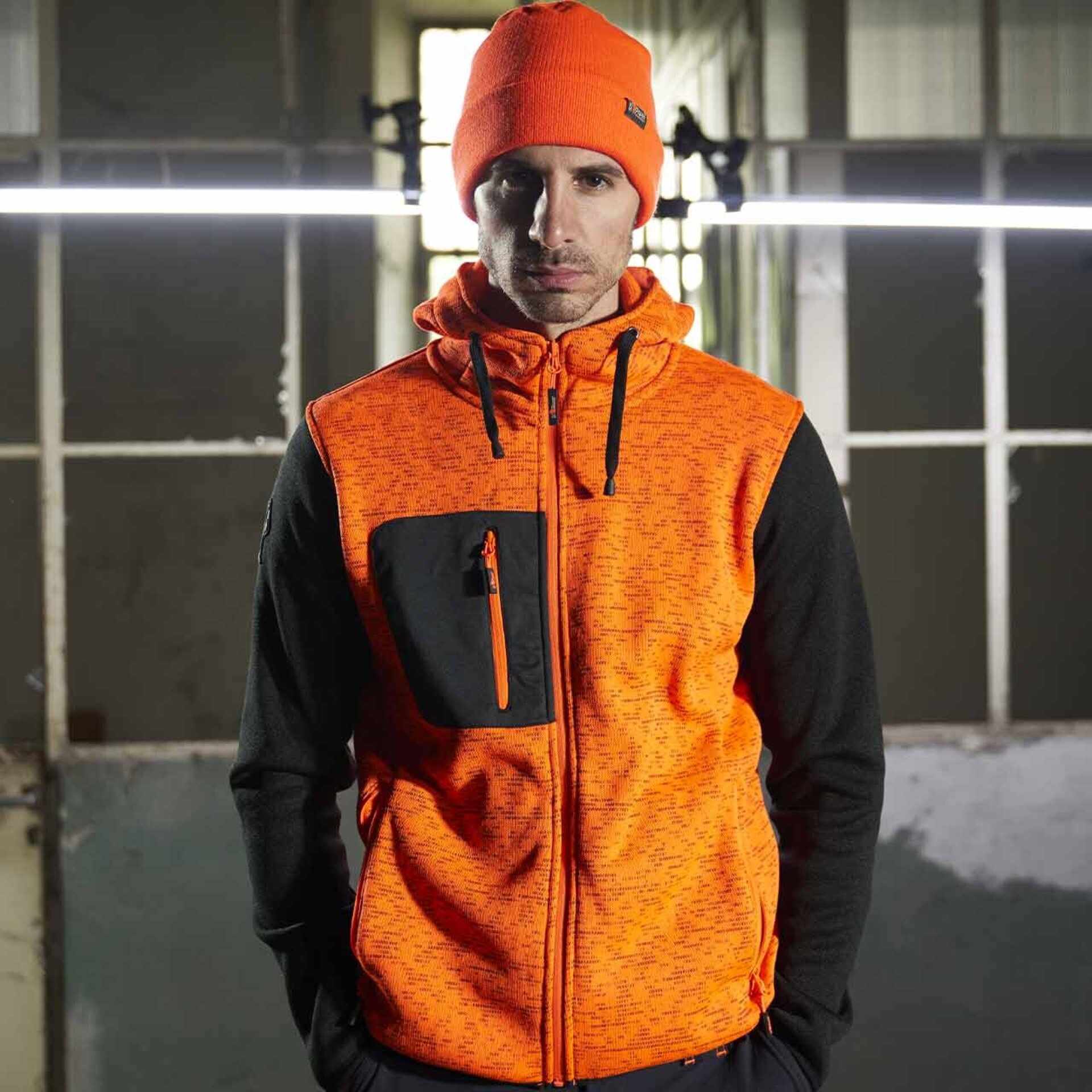 U-POWER SUDADERA CON CREMALLERA - 9